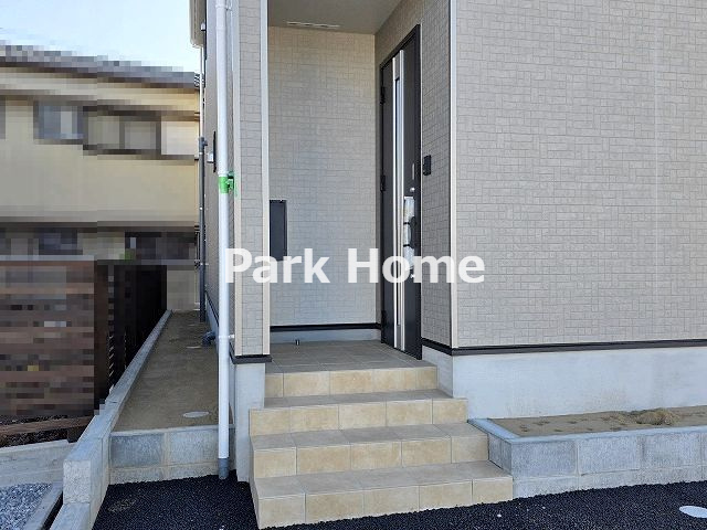 高知市中須賀町 第2 新築戸建ての玄関