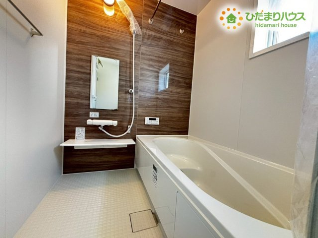 深谷市東方第2　新築一戸建て　リーブルガーデン　02の浴室