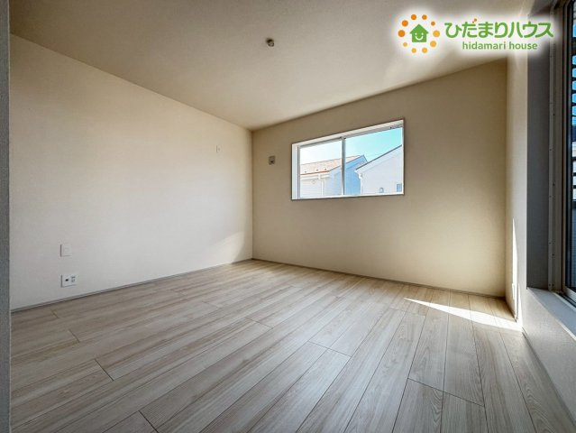 深谷市東方第2　新築一戸建て　リーブルガーデン　02の寝室|8.5帖の主寝室！
