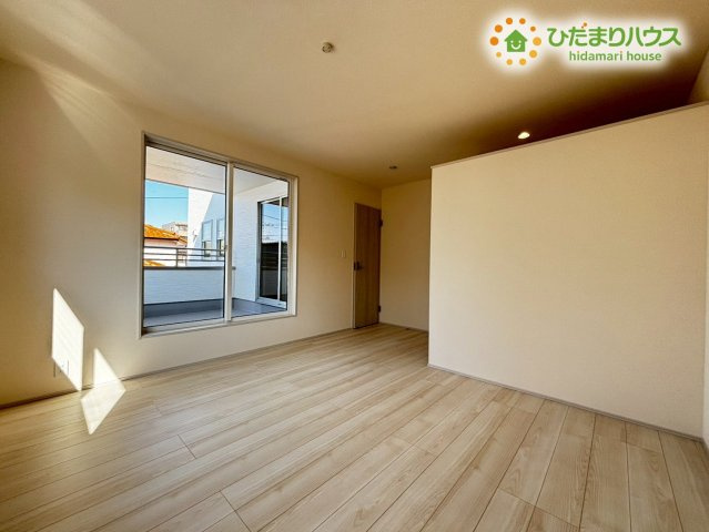 深谷市東方第2　新築一戸建て　リーブルガーデン　02の寝室|十分な広さがあるので、大切なプライベート空間を素敵に演出できます★