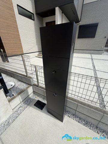 秦野市第1北矢名　新築戸建　全5棟1号棟の玄関