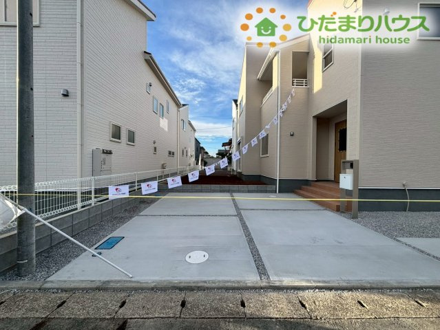 深谷市東方第2　新築一戸建て　リーブルガーデン　03の駐車場