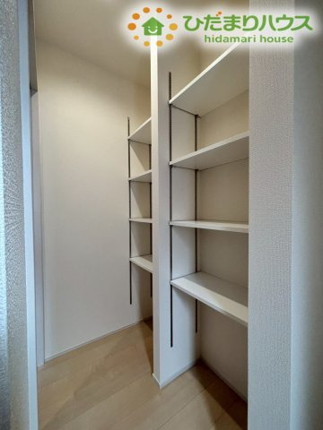 深谷市東方第2　新築一戸建て　リーブルガーデン　03の収納