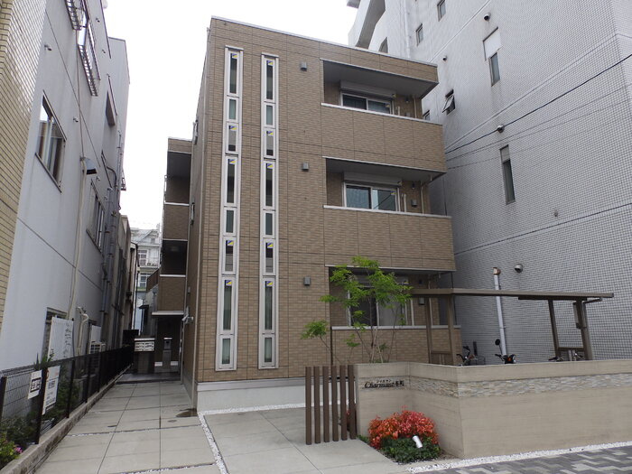 シャルマン本町の外観|外観