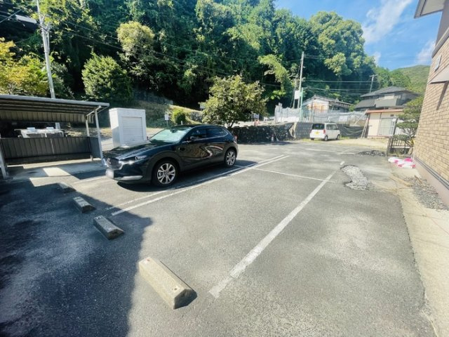 サングリーンスカイハイツの駐車場|駐車場