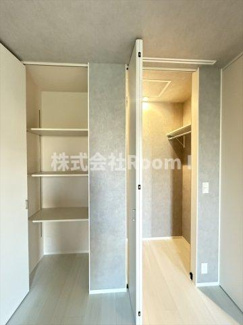【収納】 | 【ペット共生・ZEHマンション】＆　ＦＵＭＩＮＯＳＡＴＯ・旭化成ヘーベルメゾンHEBEL HAUS | 大きなものも収納できそうです