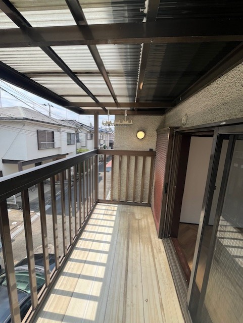諏訪町３３１戸建のバルコニー