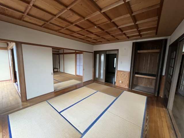 八代市本野町916　戸建の居間・リビング