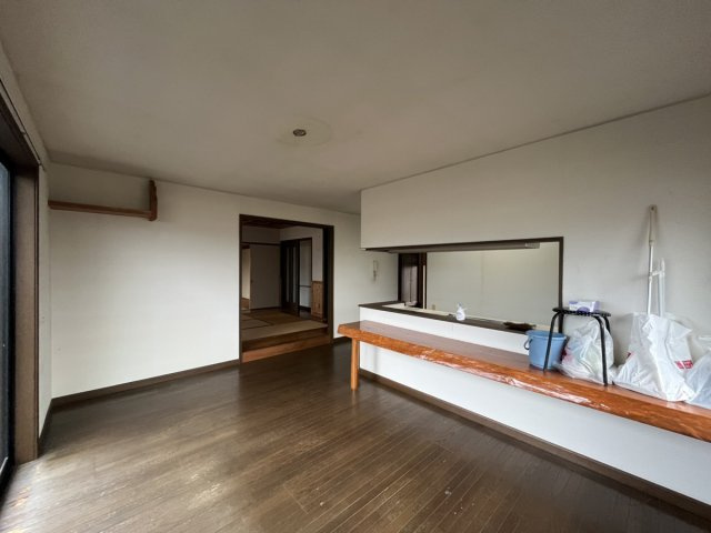 八代市本野町916　戸建の居間・リビング