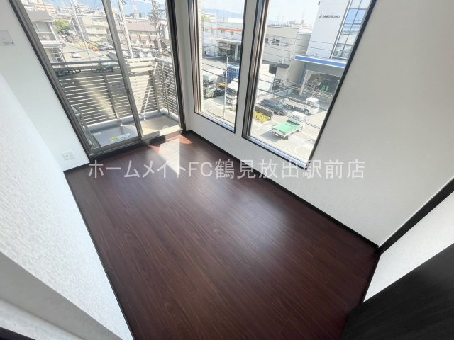 東大阪市長田中１丁目の賃貸マンションの洋室