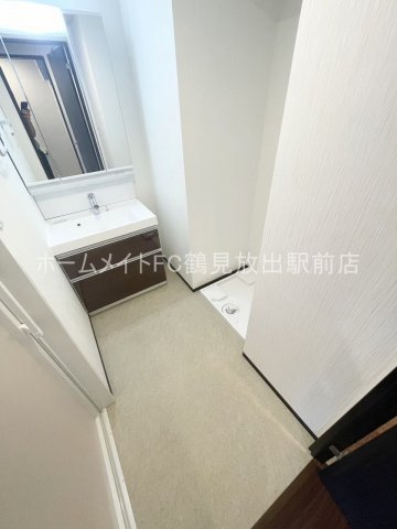 東大阪市長田中１丁目の賃貸マンションの洗面所