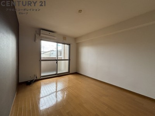 ソレアード・アビの居間