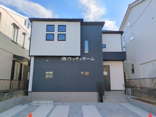 越谷市東大沢10期　新築一戸建ての外観