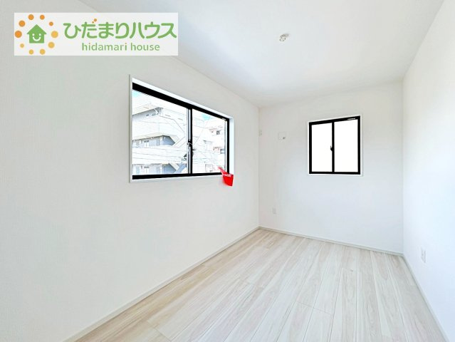 【洋室】 | 土浦市桜町1期　新築戸建 | 夏場に心地良いひんやり感はフローリングならでは☆彡