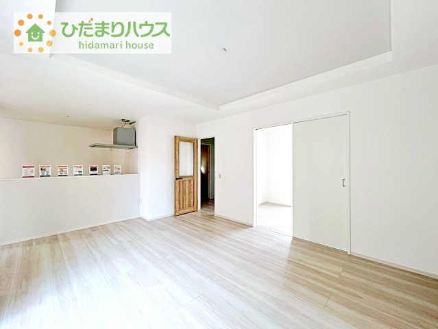 【居間・リビング】 | 土浦市桜町1期　新築戸建 | お友達や親戚とホームパーティもいいですね(*^^*)