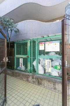 持田レジデンスのエントランス