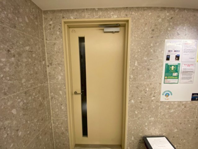デュオフラッツ葛西のその他共用部分|自転車置場入口
