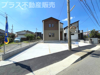 【外観】 | 現地写真。同じ物件を見るなら、プラス不動産販売にお任せ下さい。