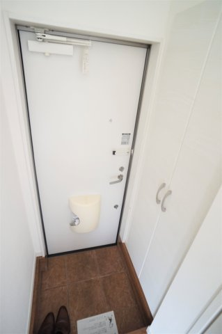 ミリアビタ・奏の玄関|同じ間取りの違うお部屋の写真です