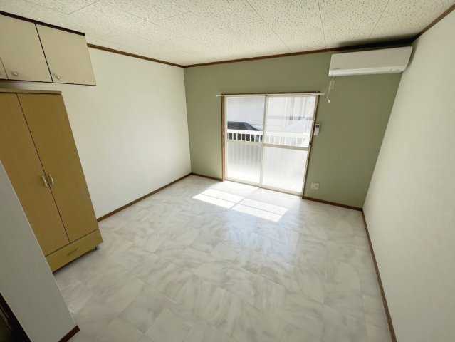 パティオ和田の居間・リビング