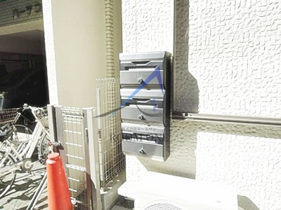 クミハウス上野のその他共用部分|集合ポストです。