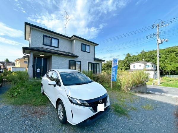 八戸市大字大久保字下町畑の駐車場|【リフォーム前】普通車2台駐車可能です。