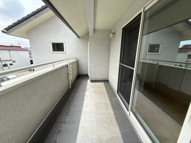 岩端貸家のバルコニー