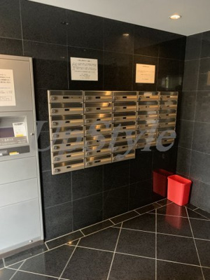 【エントランス】 | レヴ・アン