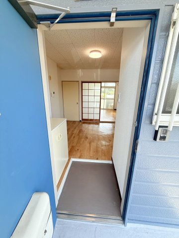 エルハイツイッセーの玄関