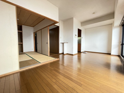 【居間・リビング】 | サーパス大東泉町