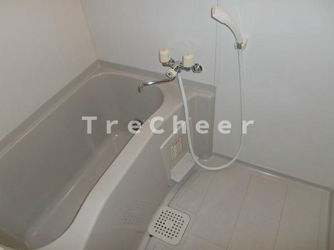 エクセレントイズミの浴室