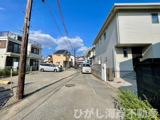 茅ヶ崎市中島　売地の前面道路含む現地写真|現地外観