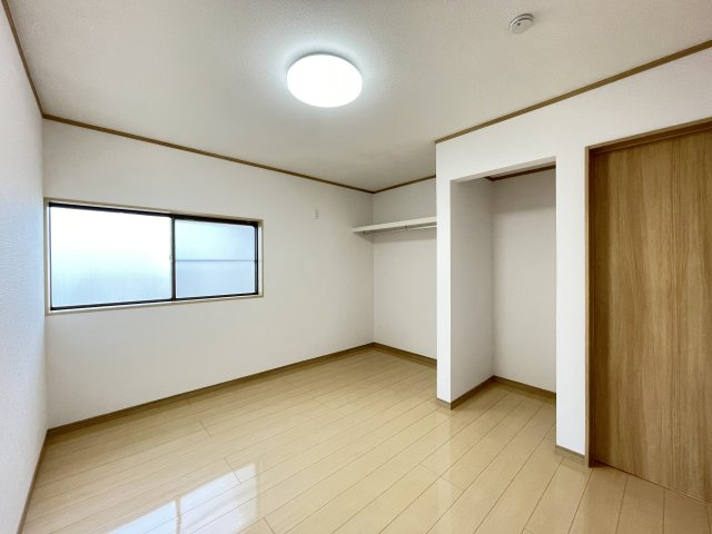 三戸郡階上町大字道仏字耳ケ吠の洋室