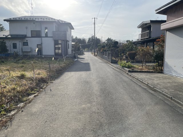 三戸郡階上町大字道仏字耳ケ吠の前面道路含む現地写真