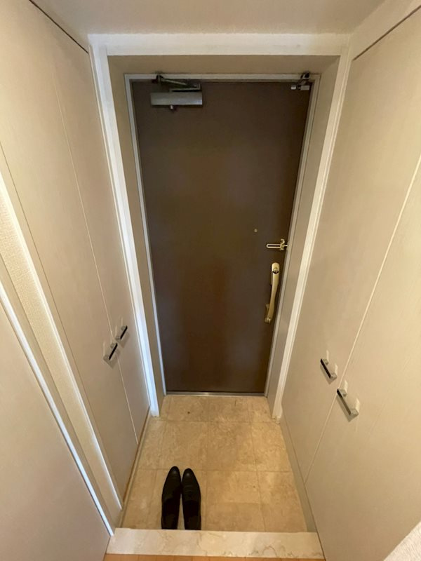 S-FORT船橋本町の玄関