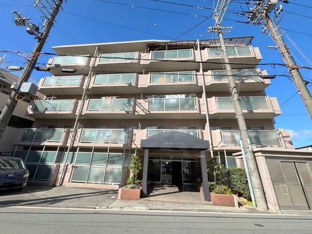 第1パールマンションの外観