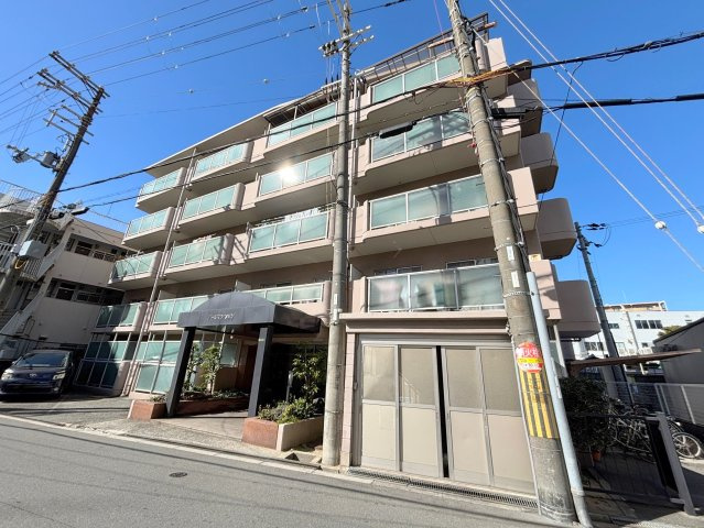 第1パールマンションの外観