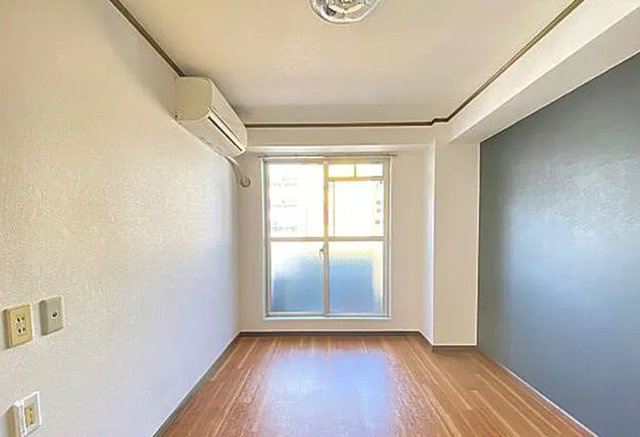【大阪府】浪速区1棟投資マンションの洋室