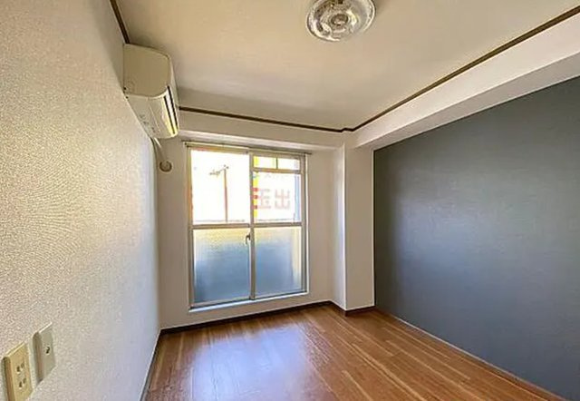 【大阪府】浪速区1棟投資マンションの洋室