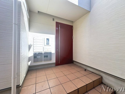 【エントランス】 | GRANDTIC車道（グランティッククルマミチ） | 建物の内部です