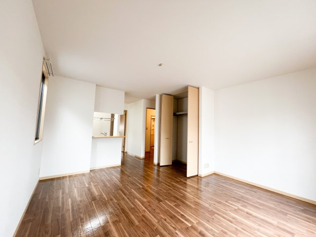 シャーメゾン・フレール D棟の居間・リビング