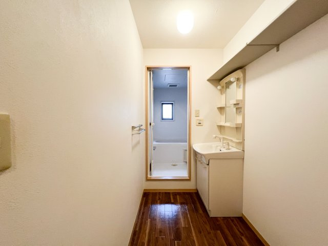 シャーメゾン・フレール D棟の洗面所