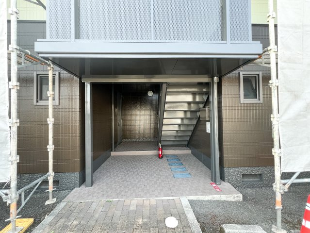 シャーメゾン・フレール D棟のエントランス