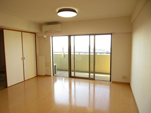 センチュリーつくばみらい平Ｂの居間・リビング|LD約15.6畳　※前回募集時2023年11月撮影