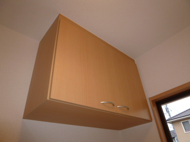 ヴィスタ桑田Ⅷの玄関|シューズボックス（上）