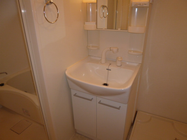 ヴィスタ桑田Ⅷの独立洗面台|シャンプードレッサー