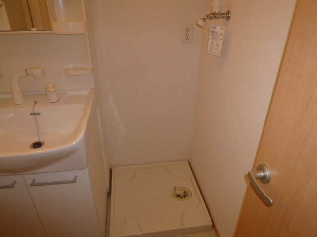 ヴィスタ桑田Ⅷのその他|洗濯機置き場