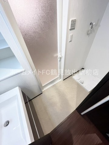 東大阪市長田中１丁目の賃貸マンションの洗面所