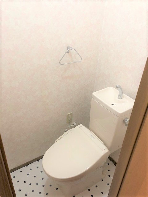 バティール西小森野A棟のトイレ|清潔感のあるトイレです
