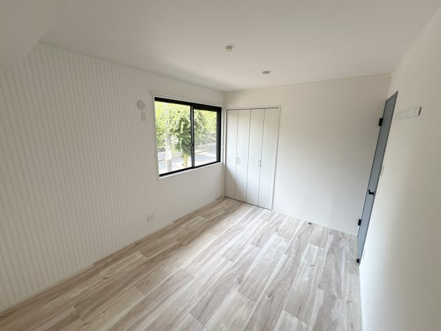 アゼリオ学園前Bの洋室